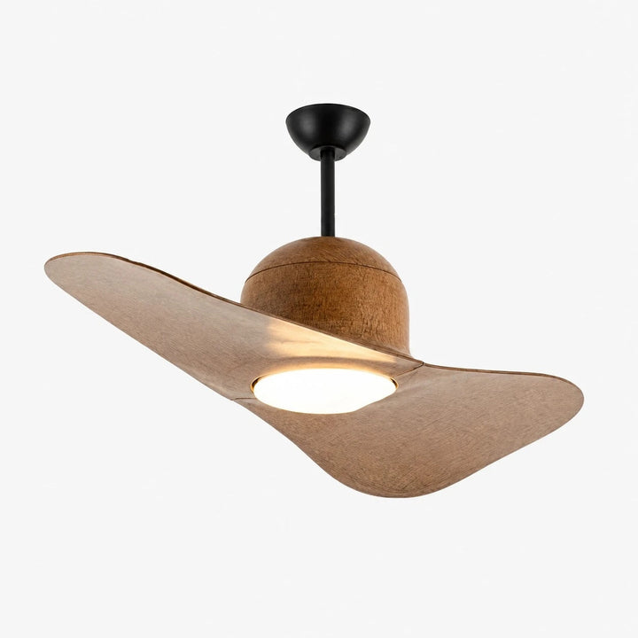Moderno ventilador de techo con LED y luz regulable. Mejora el ambiente de tu espacio.