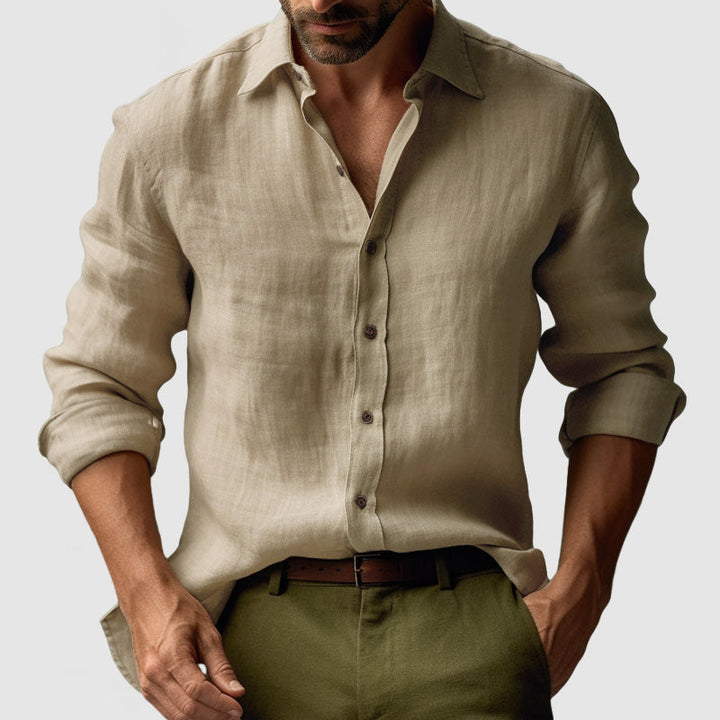 Camisa versátil vintage de manga larga para hombre, moda masculina atemporal y cómoda.