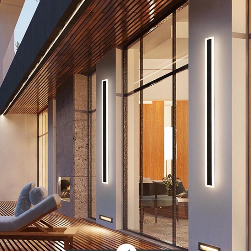 Mejora tu fachada con esta lámpara LED lineal exterior moderna, luz elegante y decorativa.