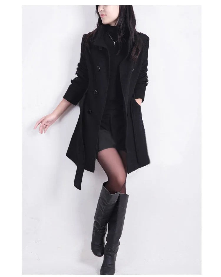 Gabardina slim fit de algodón para mujer, elegante abrigo de otoño/invierno con botones, disponible en negro o khaki.
