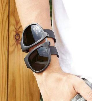 Gafas de sol unisex plegables negras para viaje. Polarizadas con protección UV. Comodidad y estilo para cualquier ocasión.