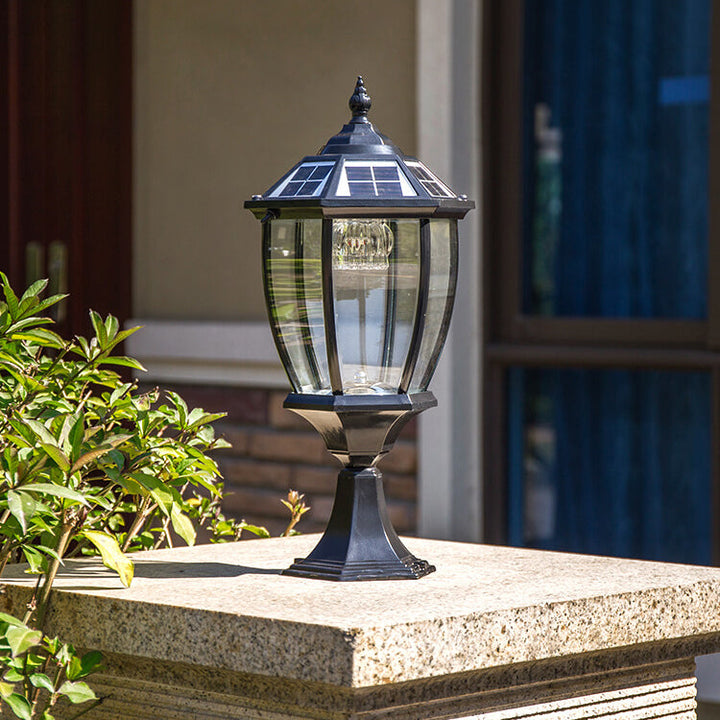 Luz LED para jardín, doble fuente de energía (solar/cable), estilo industrial, aluminio y vidrio.