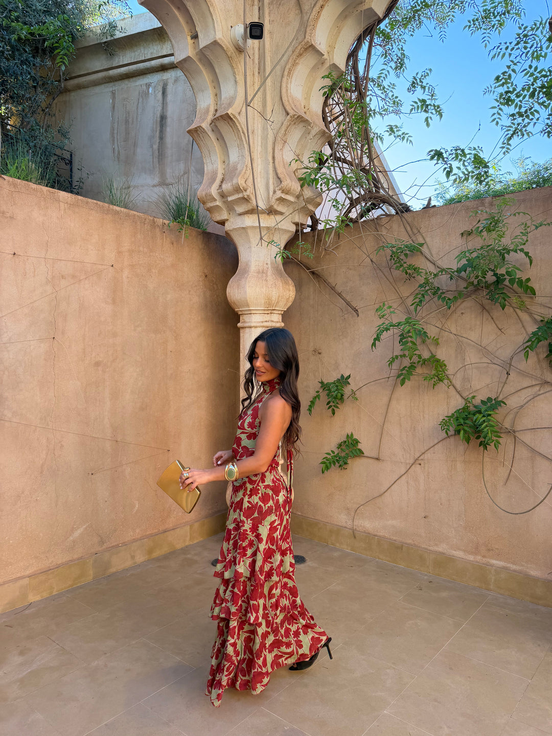 Moda mujer: conjunto de dos piezas sofisticado y elegante. Ideal para cualquier evento formal.