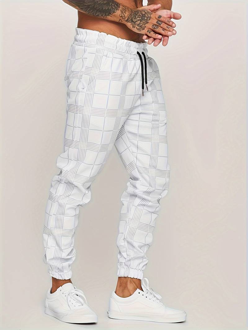 Jogger masculino doblado, listo para vestir, un pantalón cómodo y estiloso para hombre.