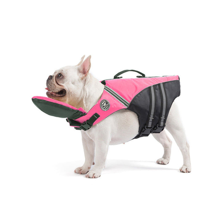Chaleco salvavidas para perros con asa de rescate. Equipamiento esencial para la seguridad en el agua de tu mascota.
