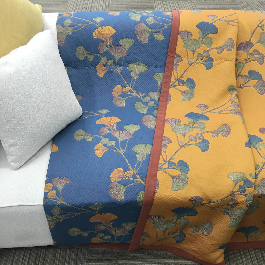 Colcha de algodón jacquard reversible para cama, estilo sofisticado y acogedor para cualquier dormitorio.