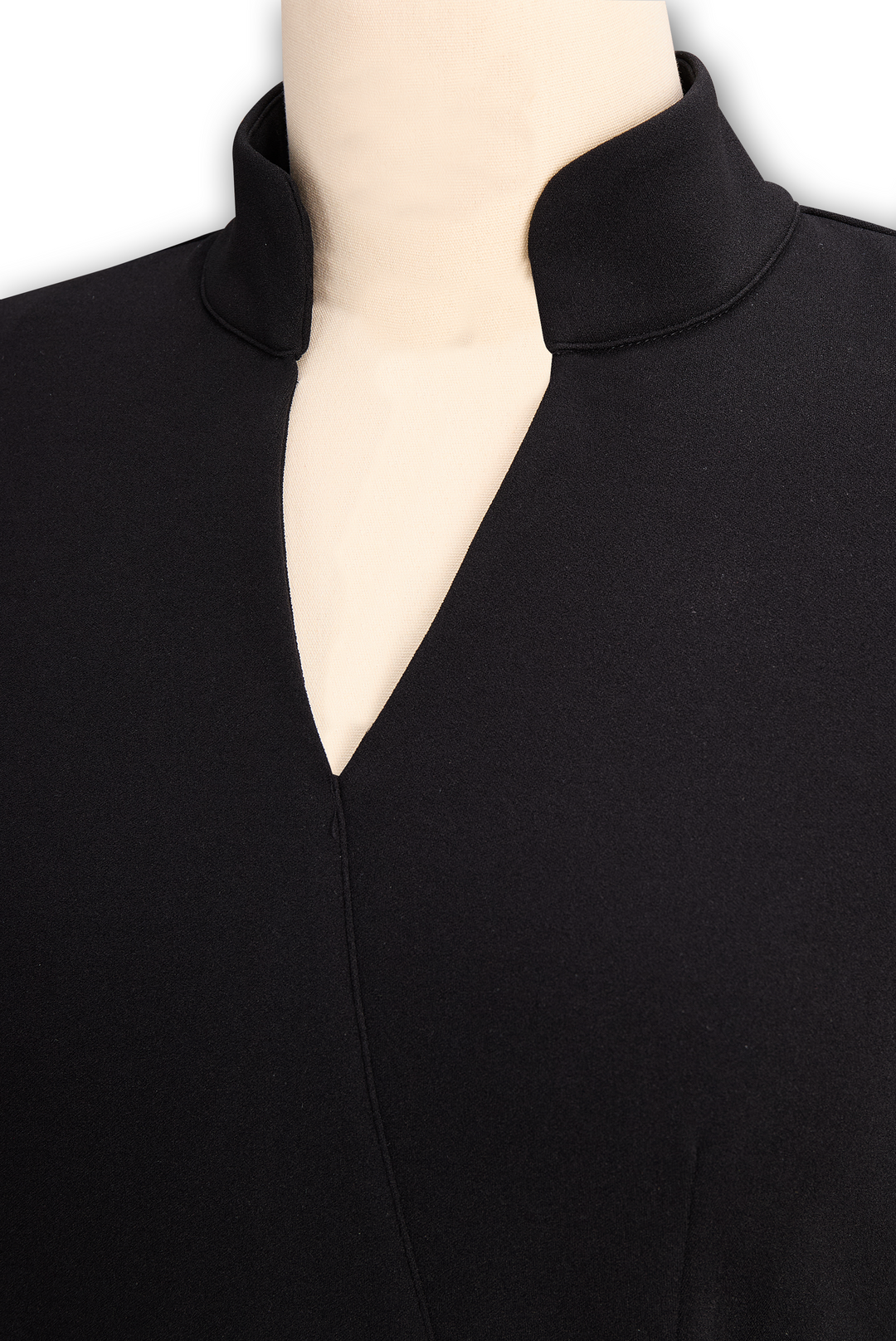 Vestido de mujer Claribel en negro, versátil para fiestas y ocasiones especiales.