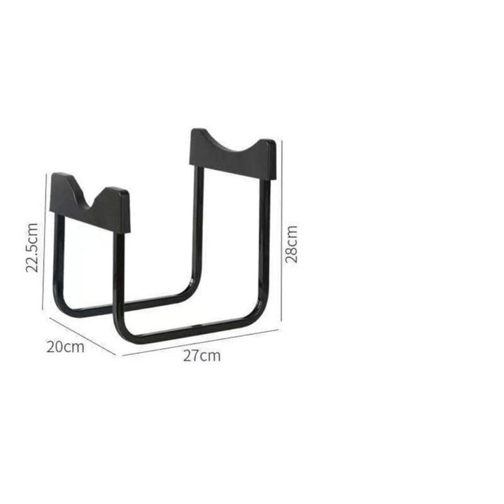 Soporte de metal para botella de agua grande con grifo, práctico dispensador para una hidratación fácil y sin derrames en cocina.