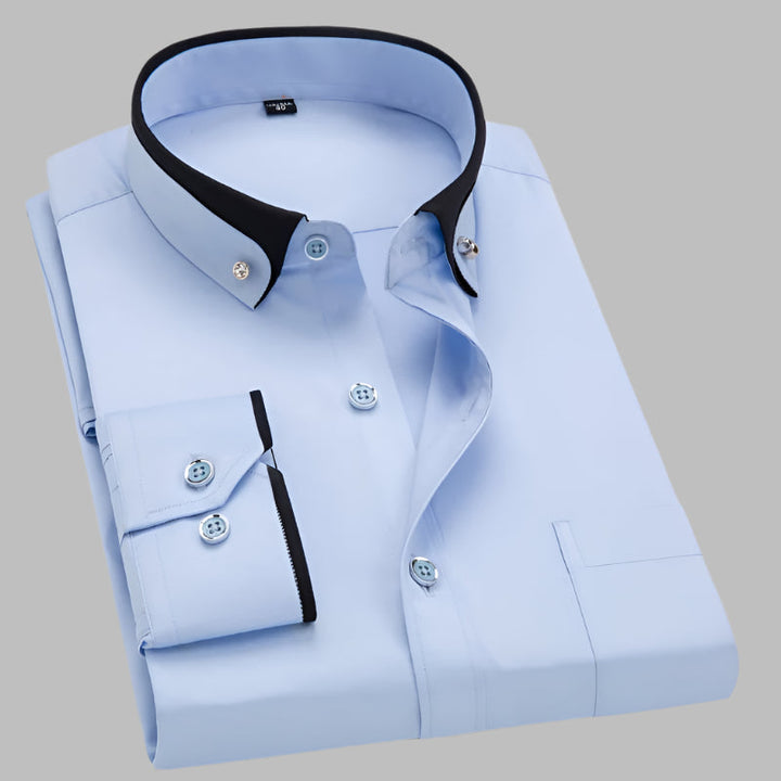 Camisa formal de algodón para hombre, cuello en contraste. Ideal para un look de negocios cómodo y sofisticado.