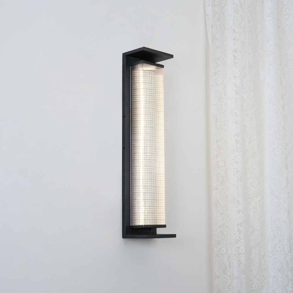 Luz de pared LED exterior, moderna y robusta, para iluminación de senderos.
