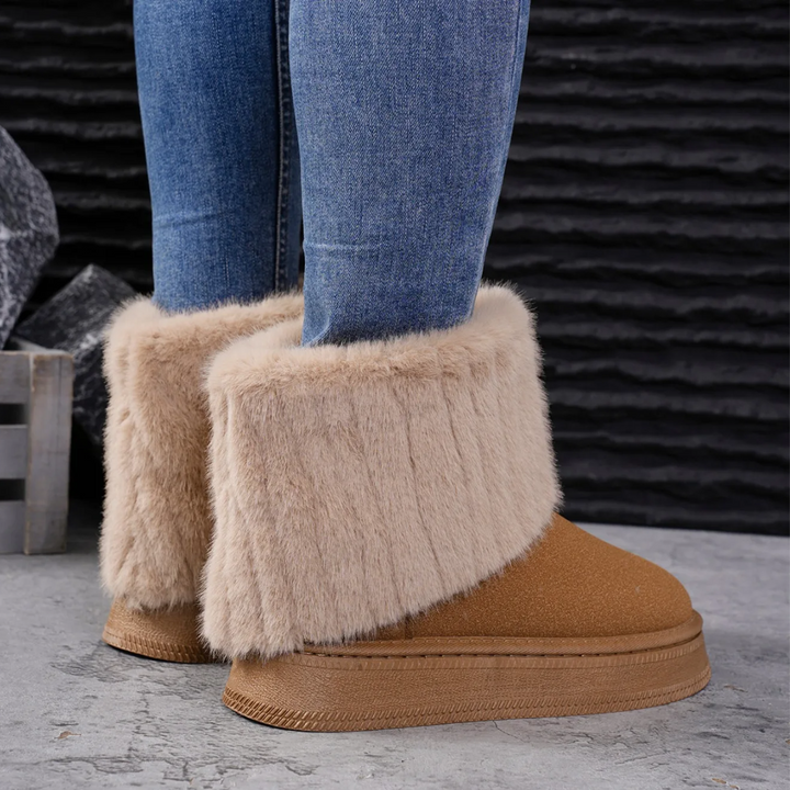 Botas prácticas y chic para mujer. Ideal para invierno y otoño, ofrecen calidez y un estilo antideslizante.
