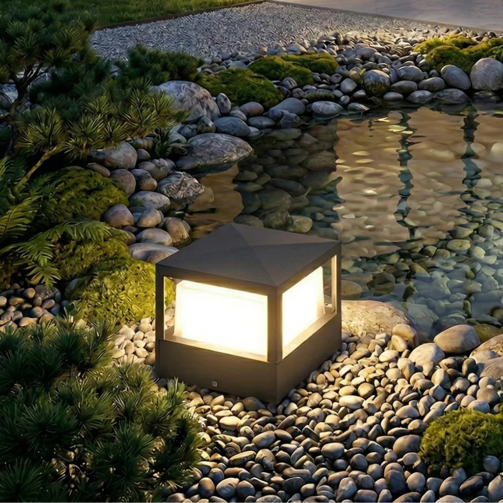 Iluminación LED decorativa impermeable IP54 para senderos de jardín.