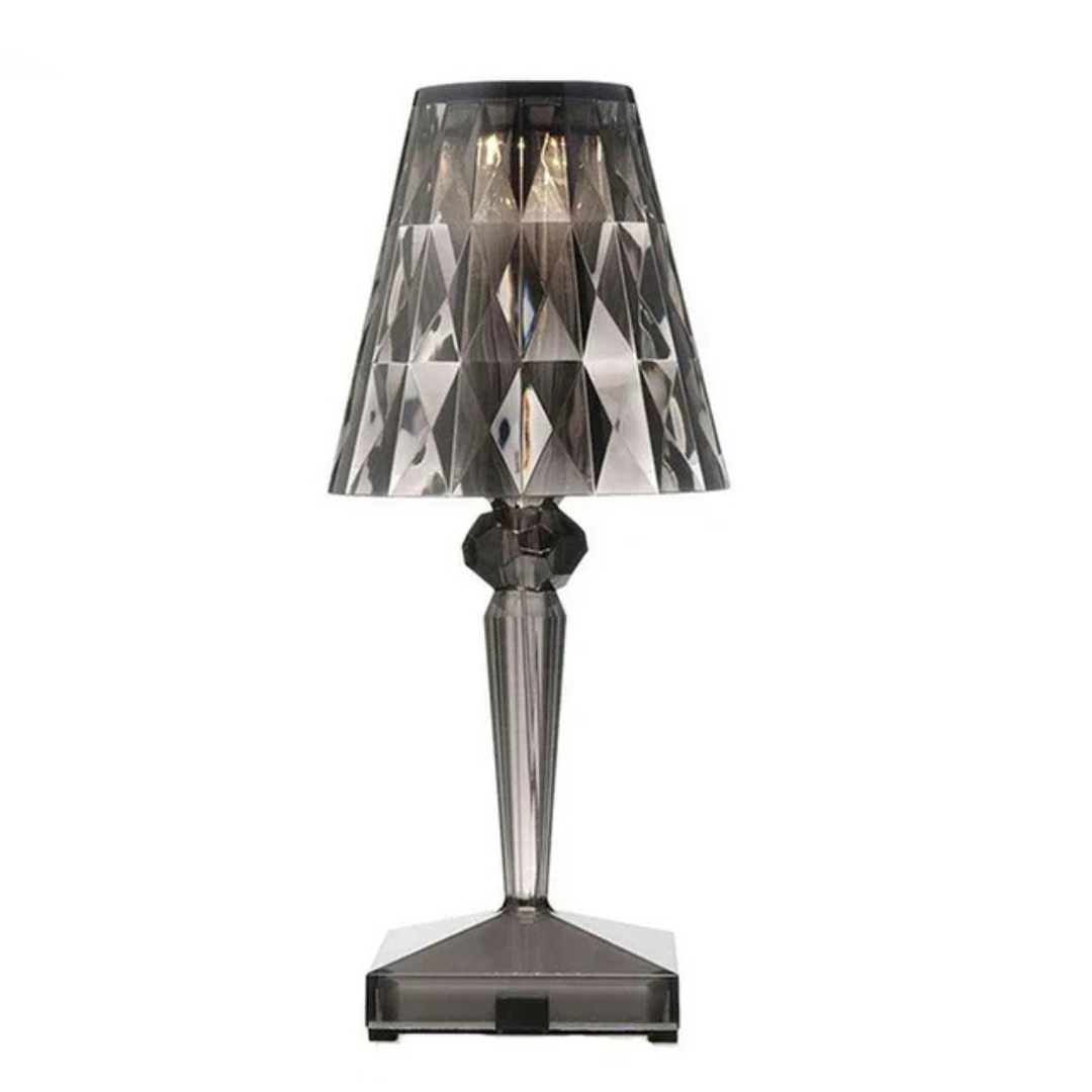 Lámpara de mesa LED contemporánea. Iluminación inalámbrica de acrílico con diseño elegante tipo vela para ambiente hogareño.