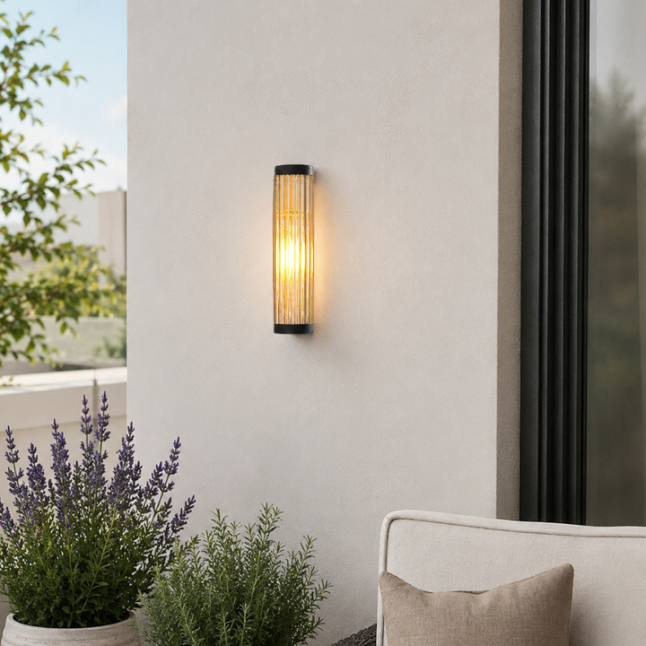 Aplique LED de alta resistencia para exteriores, estilo contemporáneo y elegante para tu hogar.