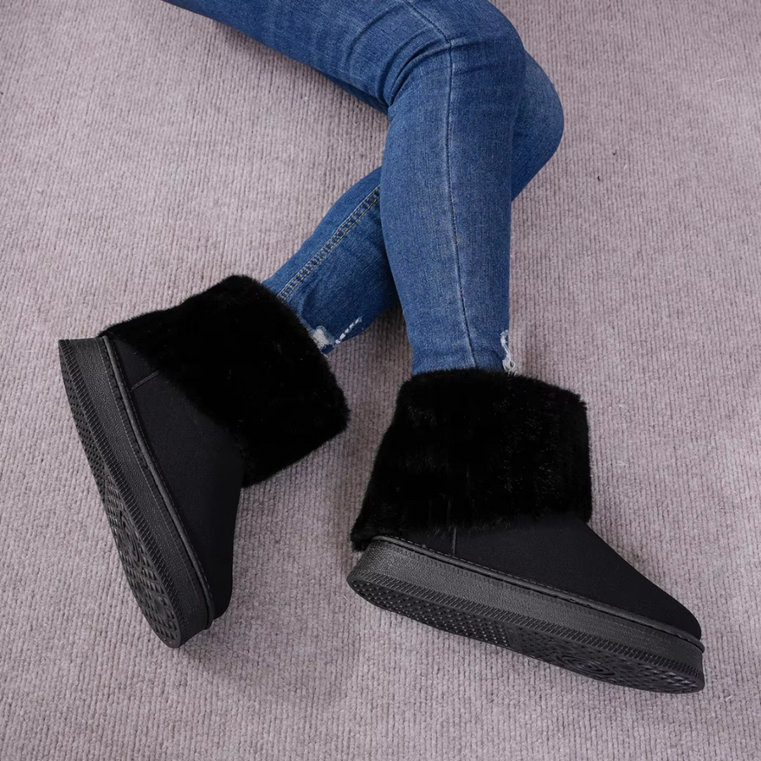 Calzado de invierno para mujer: botas forradas que garantizan máxima calidez y comodidad en el frío.