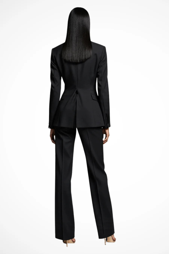 Blazer mujer y pantalón ancho azul marino, conjunto ejecutivo versátil para el día a día.