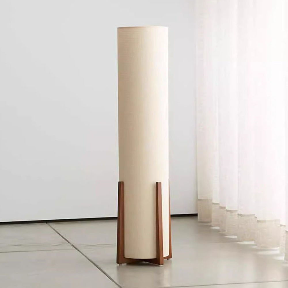 Lámpara de pie oriental de tela blanca, iluminación suave para dormitorio o meditación.