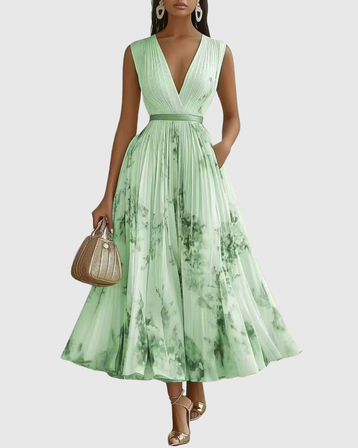 Vestido maxi plisado fluido para mujer, ideal para invitadas, fiestas y eventos elegantes.