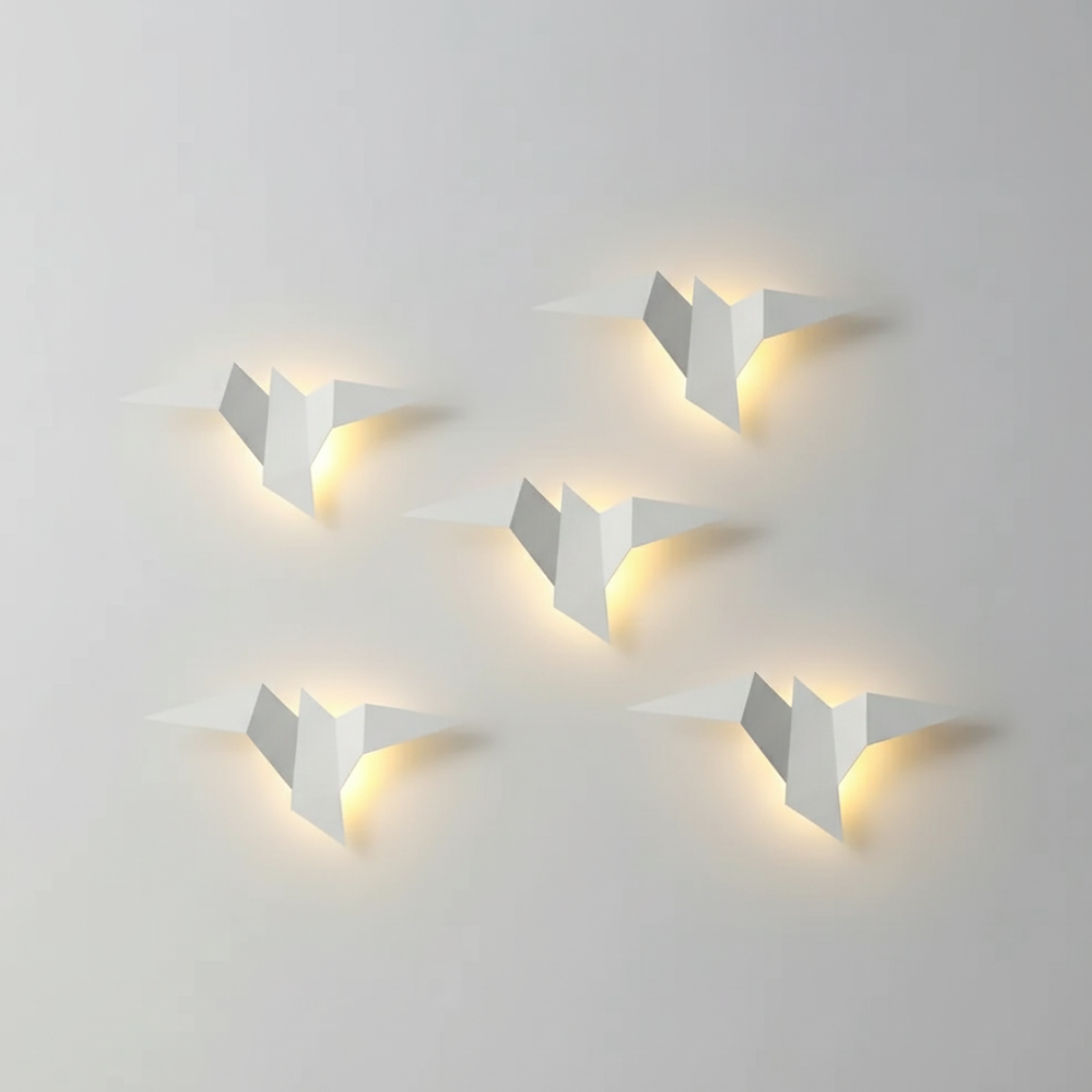Luz de pared LED Origami Akaru. Aplique japonés decorativo, iluminación moderna y arte lumínico para tu hogar.