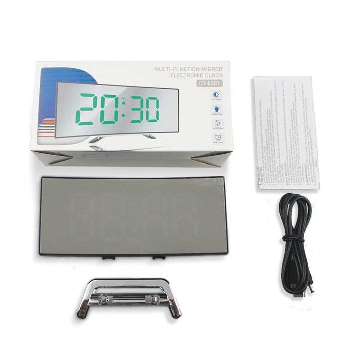 Reloj despertador digital LED curvado con modo nocturno de baja luminosidad, no molesta al dormir.