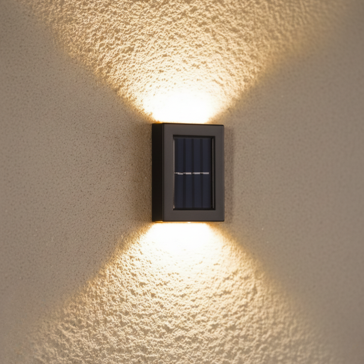 Luz solar LED de pared para jardín, iluminación arriba/abajo, exterior IP65, ahorro energía.