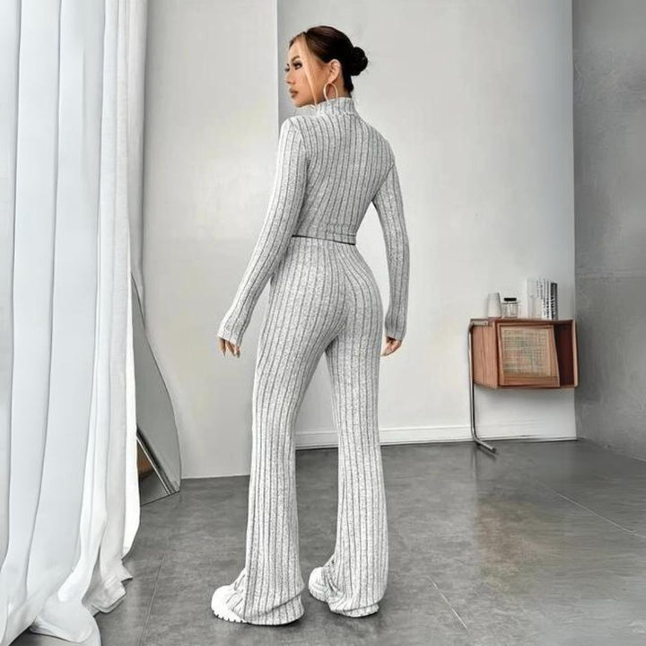 Moda femenina: Conjunto de dos piezas elegante y cómodo para mujer, ideal para otoño invierno.