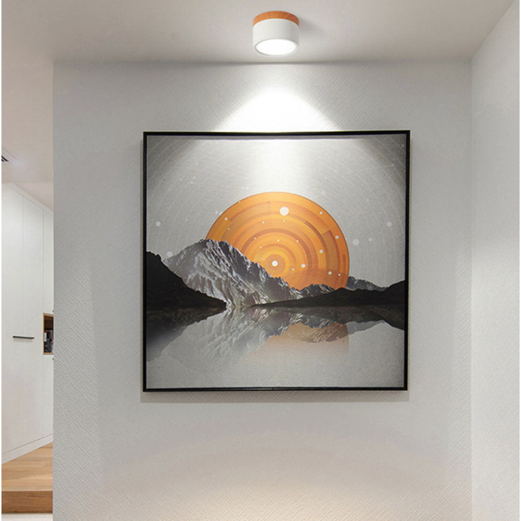 Luminaria LED empotrada minimalista para techo. Luz dirigida y moderna para diseño de interiores.
