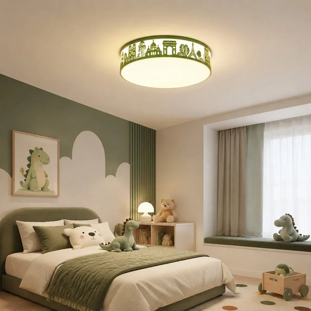 Lámpara de techo LED infantil con siluetas de diseño, en tonos verdes y blancos.