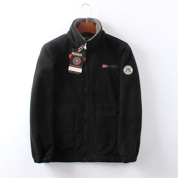 Chaqueta versátil para hombre, ideal para clima extremo, uso exterior, senderismo y moda masculina.