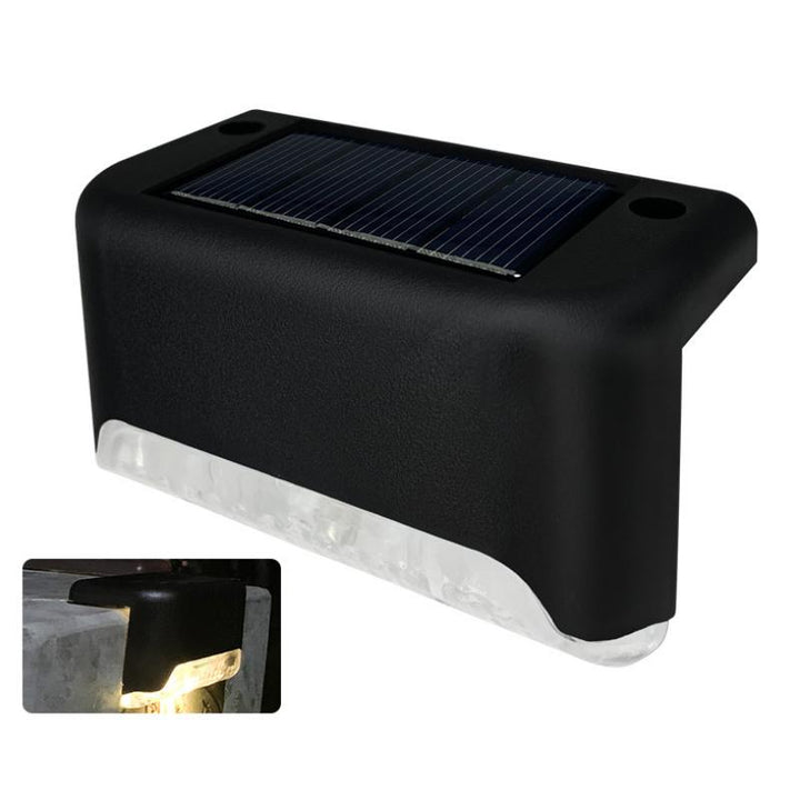 Luces solares LED para escaleras. Pack de 4 unidades para decorar e iluminar tu terraza exterior.