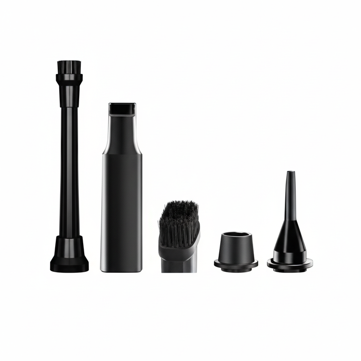 Aspiradora inalámbrica para coche eliminando suciedad, para una limpieza rápida y completa del interior.