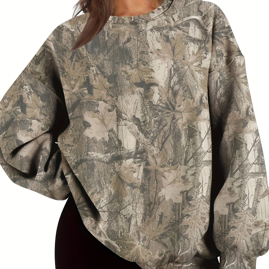 Sudadera camuflaje oversize para mujer. Ideal para cualquier estación, look cómodo y moderno.