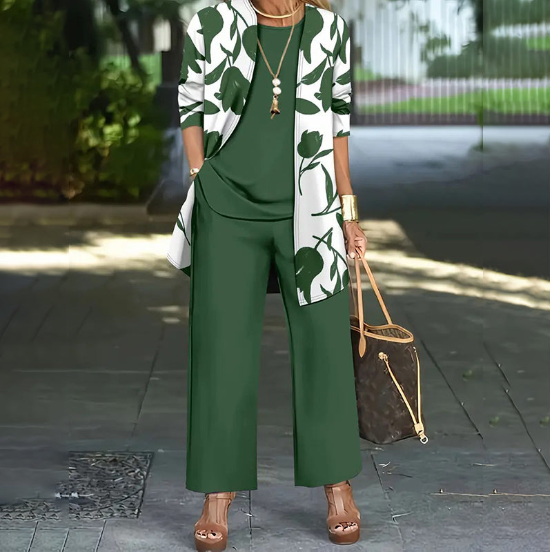 Conjunto de tres piezas de poliéster para mujer. Chaqueta floral, pantalón recto. Ideal para moda de otoño.
