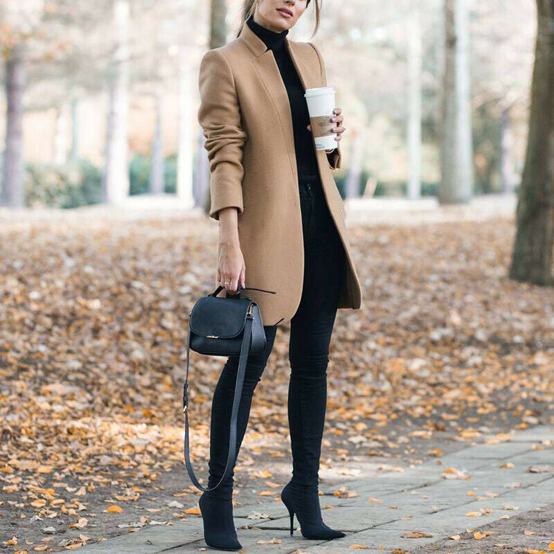 Abrigo de lana para mujer, largo medio, con cuello elevado. Ideal para moda de invierno, cálido y elegante.