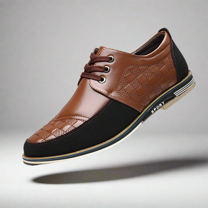 Detalle zapatillas hombre. Tejido transpirable para verano, estilo casual y confort en tallas grandes.