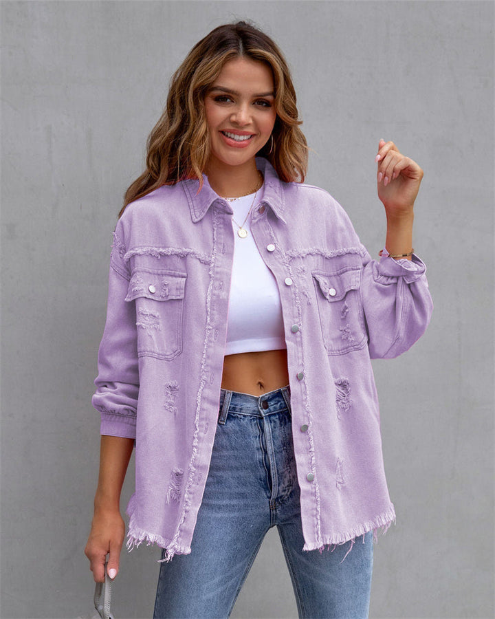 Chaqueta vaquera colorida de mujer, estilo juvenil y casual para primavera.
