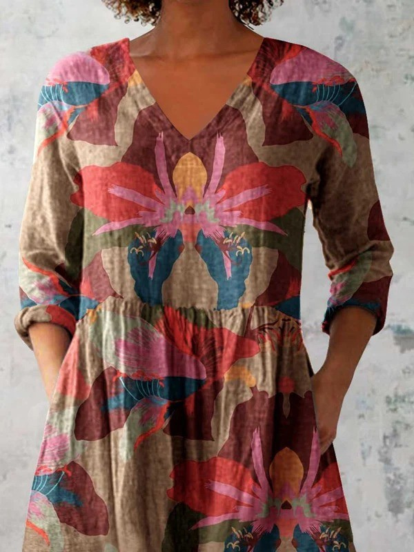 Camisa mujer cuello V, estampado abstracto multicolor, larga y fluida para verano, estilo elegante y casual.