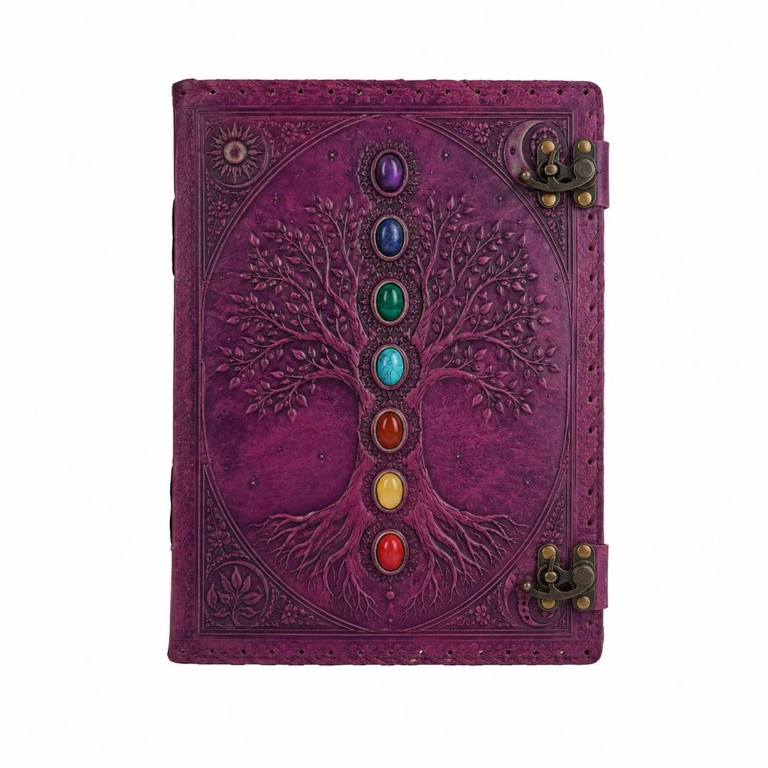 Cuaderno artesanal Árbol de la Vida con piedras incrustadas y doble cierre. Perfecto para escritura y journaling.