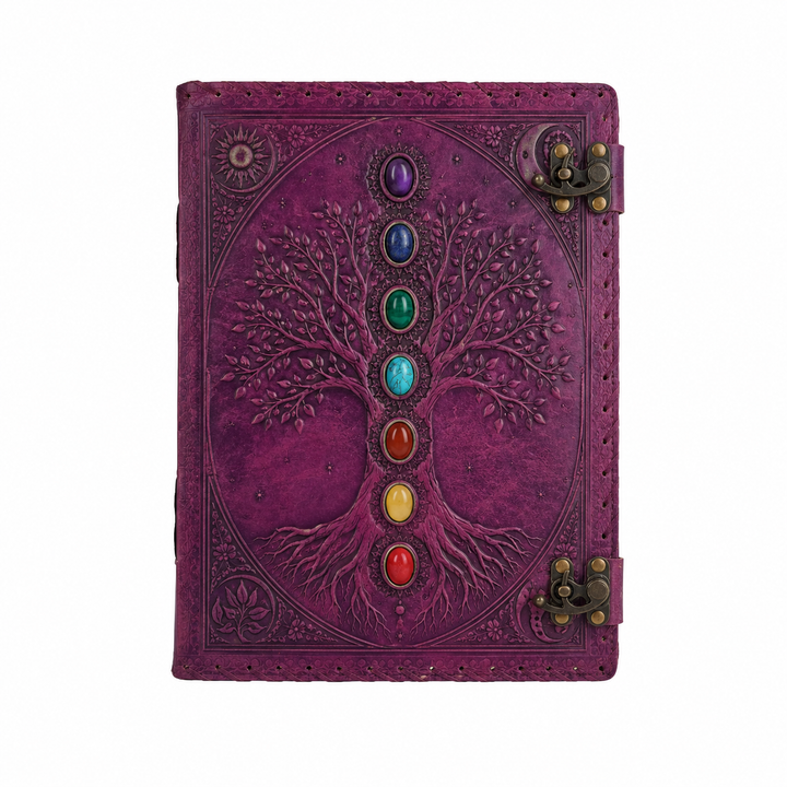 Cuaderno artesanal Árbol de la Vida con piedras incrustadas y doble cierre. Perfecto para escritura y journaling.