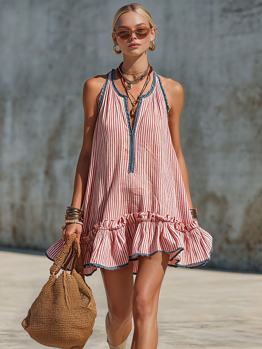Vestido mini halter de rayas con volantes, fluido y ligero, perfecto para paseos de verano casuales de mujer.
