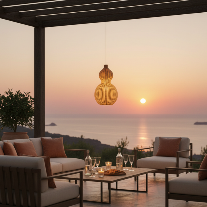 Iluminación exterior de patio, lámpara colgante tejida a mano, estilo costero y decoración moderna.