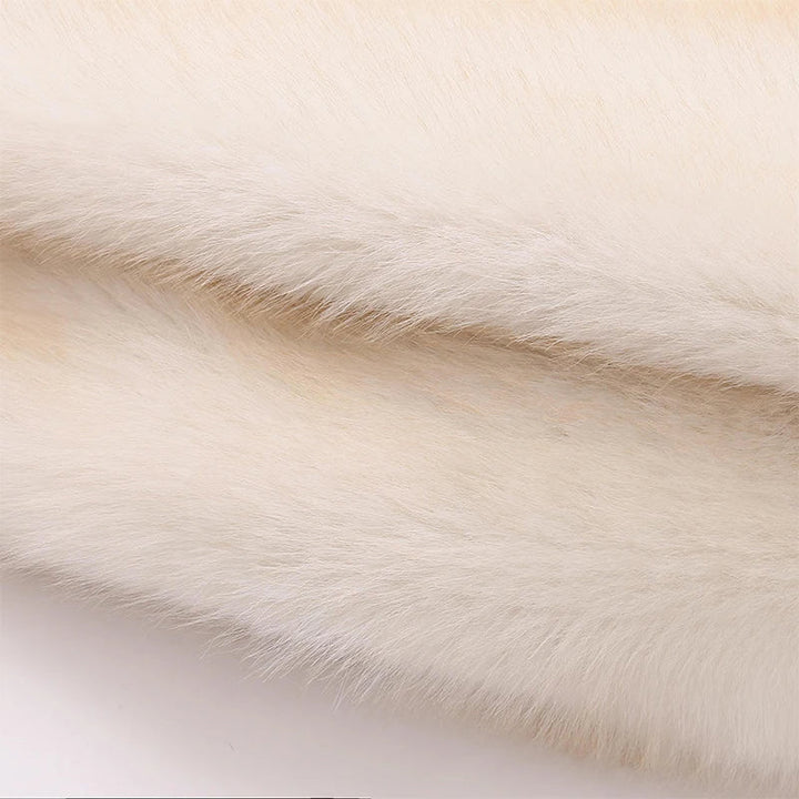 Abrigo de invierno mujer, estilo sofisticado. Calidez y elegancia duradera.