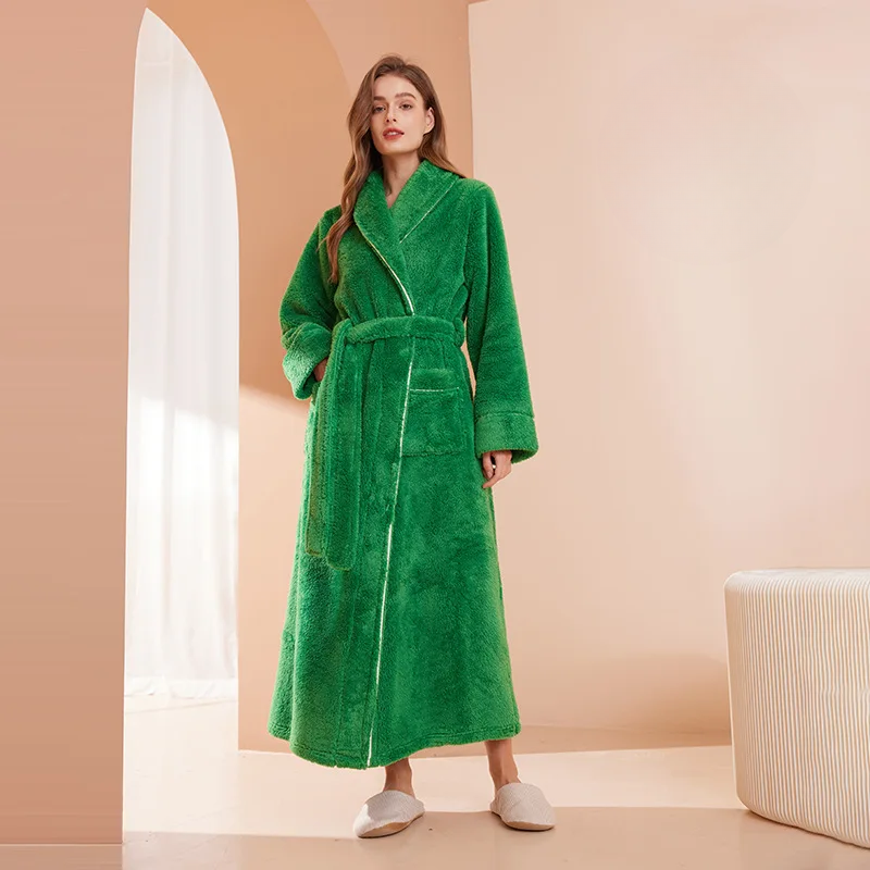 Bata de invierno para hombre y mujer, franela cálida y suave para el confort.