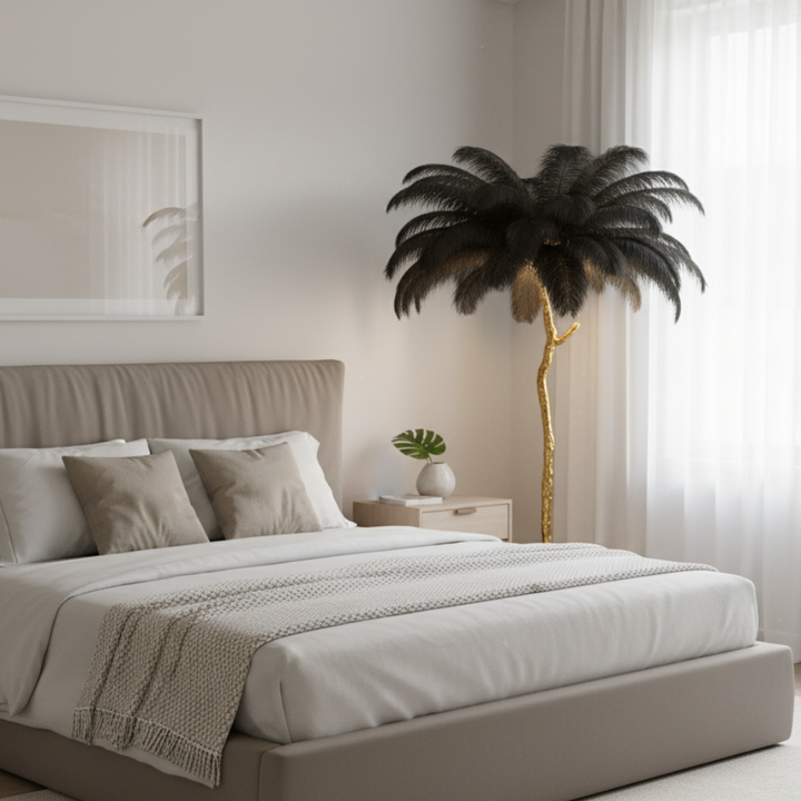 Elegante lámpara de pie de plumas, ideal para dormitorio o sala de estar, estilo de lujo moderno.