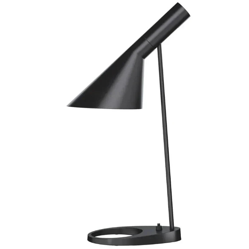 Lámpara LED montada como luz de pared, diseño versátil para iluminación moderna en la decoración del hogar.