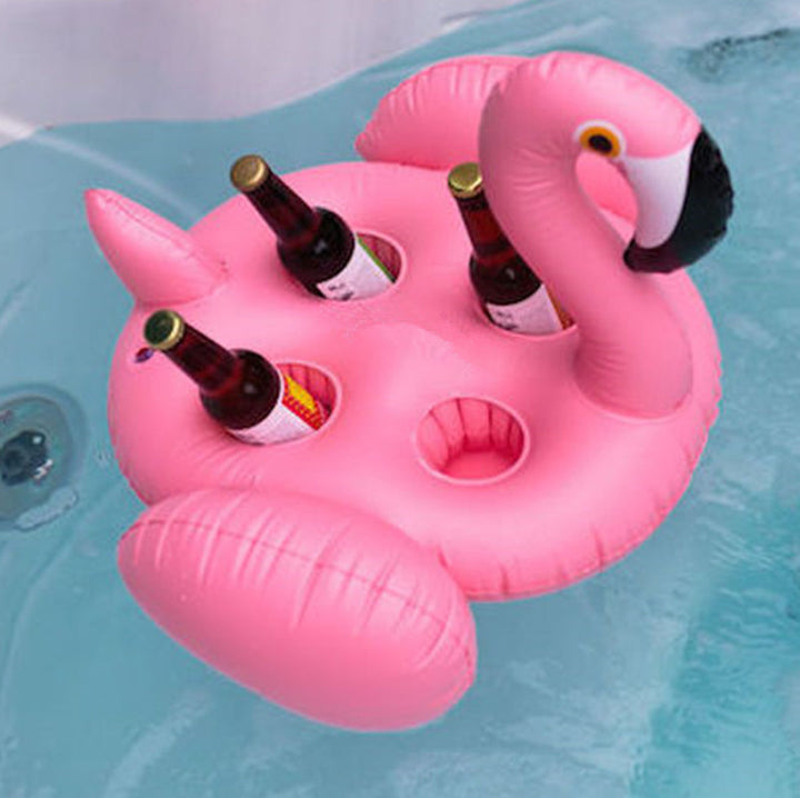 Esencial de verano: portavasos flotante flamenco para mantener tus bebidas frescas mientras flotas.