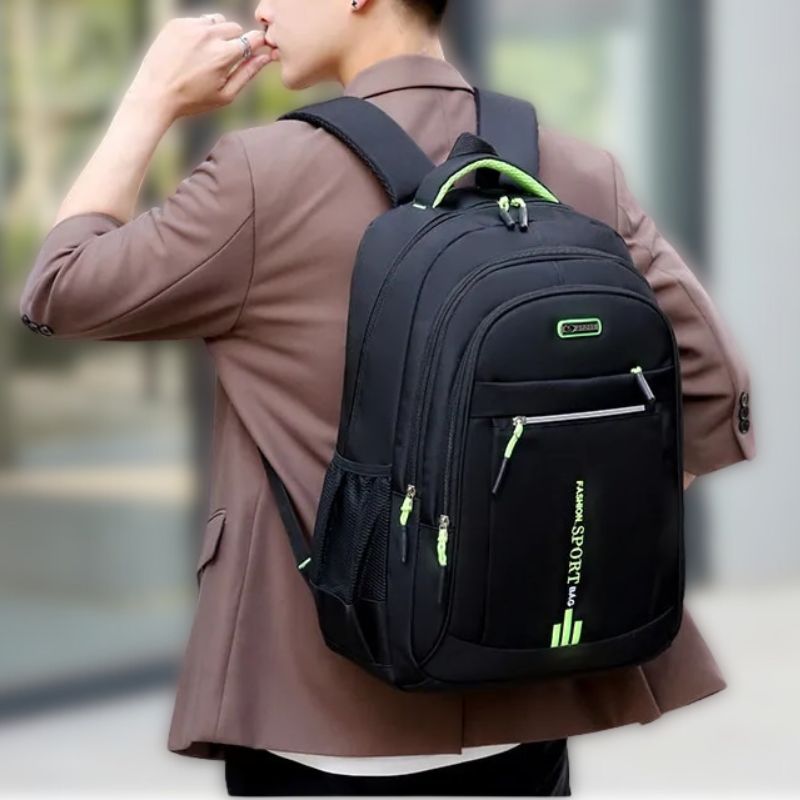 Mochila diaria impermeable verde para hombres. Versátil, funcional y con gran estilo.