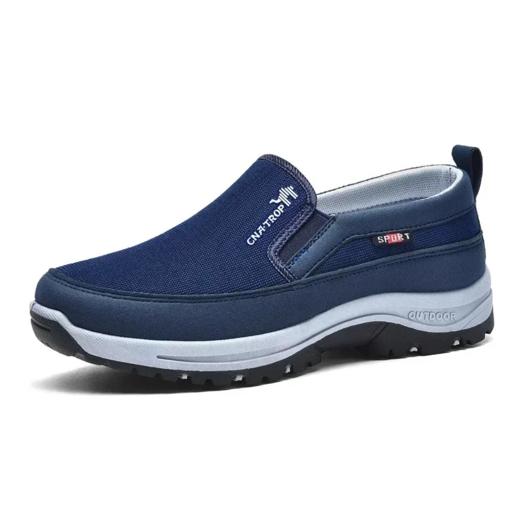 Calzado de bienestar masculino, sin cordones, con plantilla acolchada para máxima comodidad.