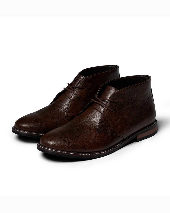 Calzado de hombre versátil: Zapatos marrones vintage elegantes para oficina, eventos y moda masculina diaria.