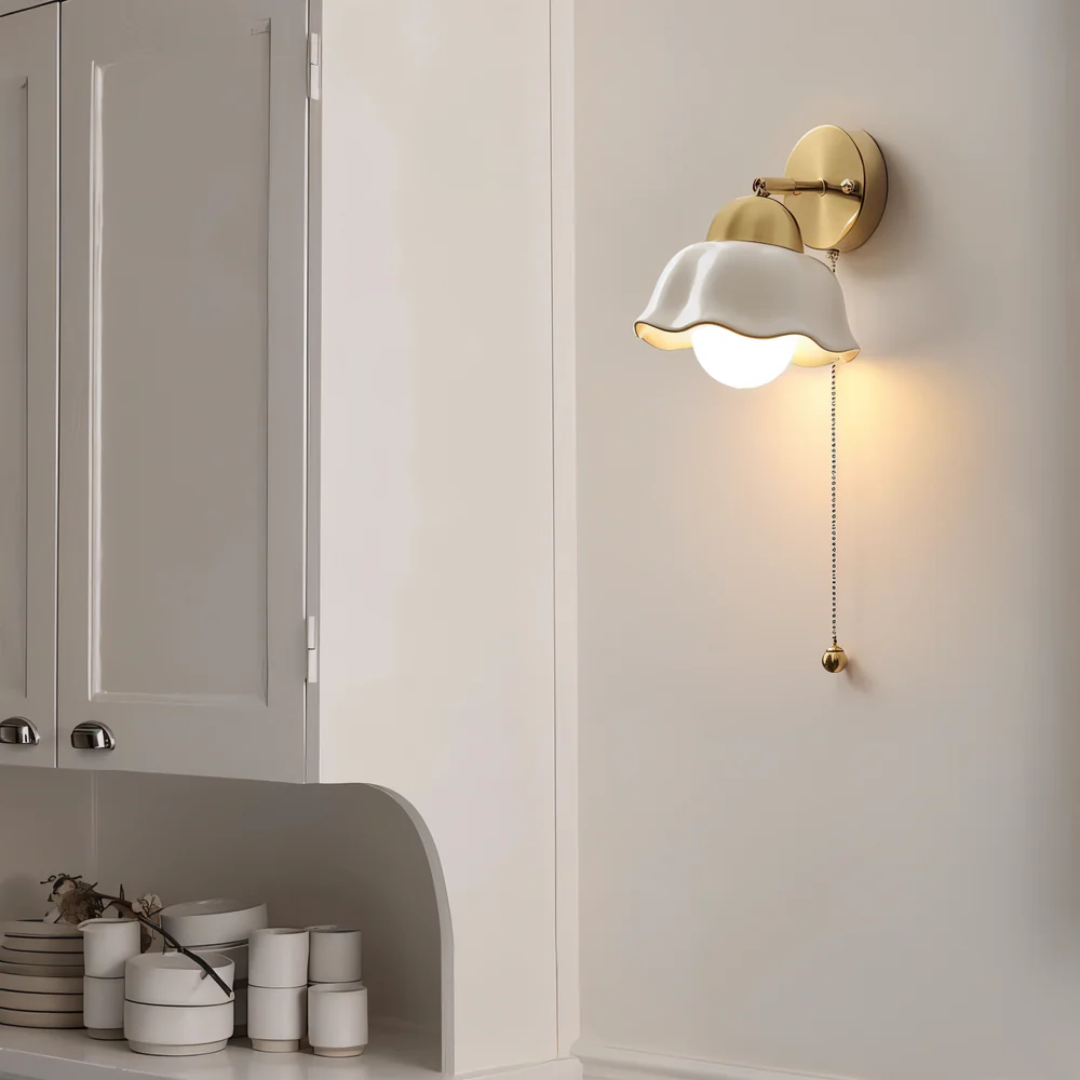 Lámpara de pared LED decorativa con diseño floral para dormitorio, sala de estar. Luz cálida, ahorro energía.